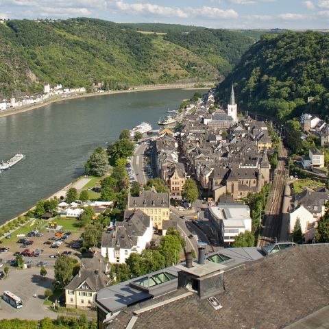 Blick von der Burg Rheinfels auf St. Goar 